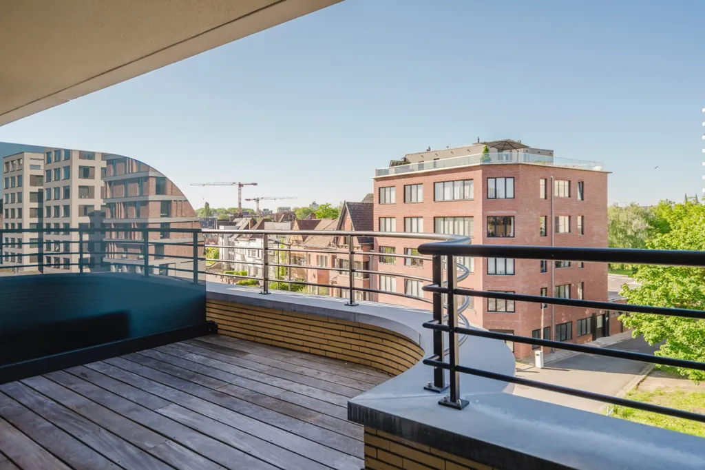 Balcon - Studio avec Terrasse et Parking à Kortrijk