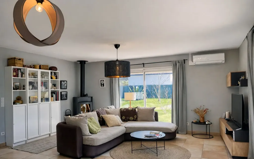 Séjour - Villa de Plain-Pied avec Jardin à Peyrehorade