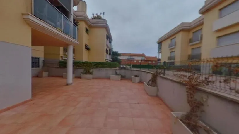 Terrass - Spacious Flat with Pool in Cubelles, Barcelona