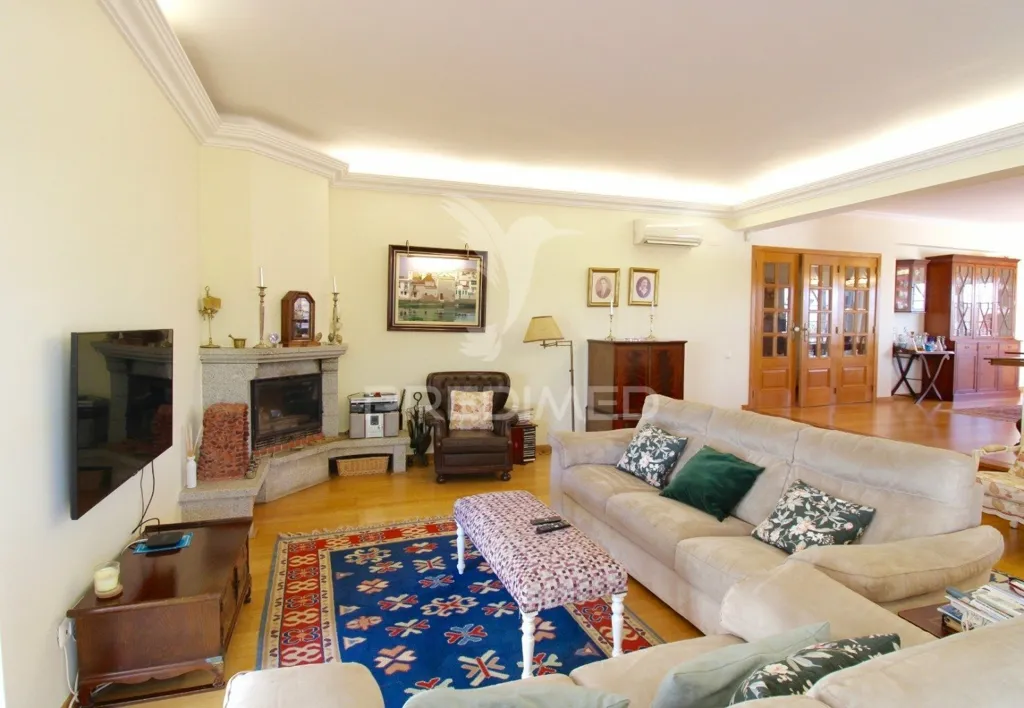 Séjour - House with Pool in Proximity to Faro