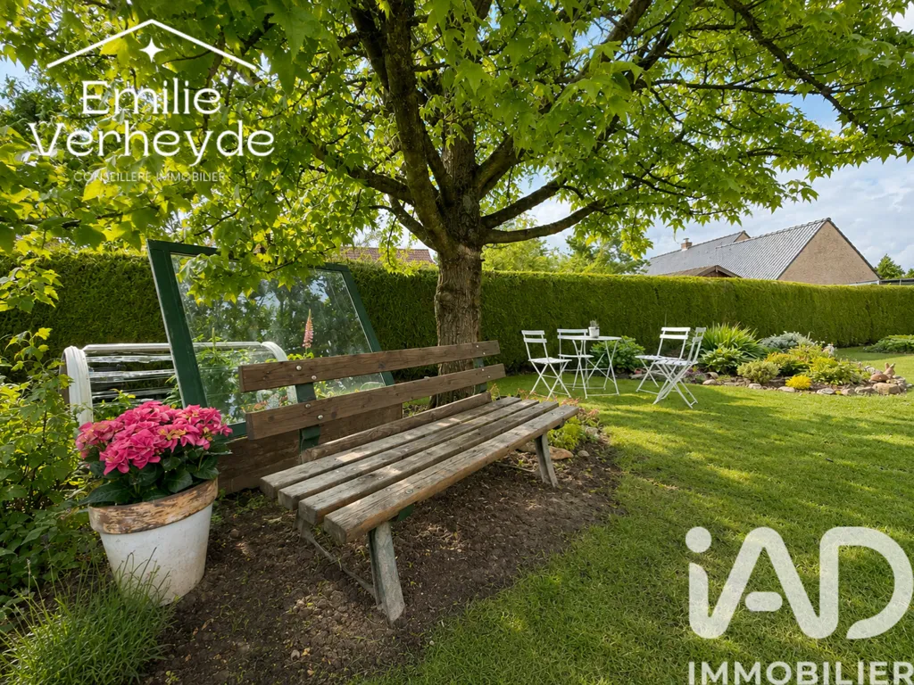 Jardin - Pavillon Semi-Plat avec Jardin au Cœur du Village