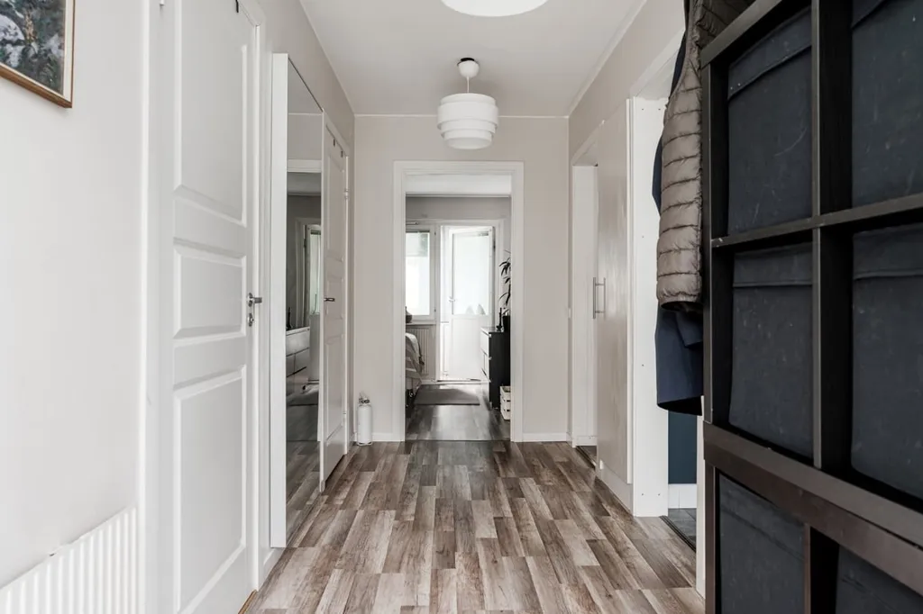Esik - Two-Bedroom Flat with West-Facing Balcony in Gävle