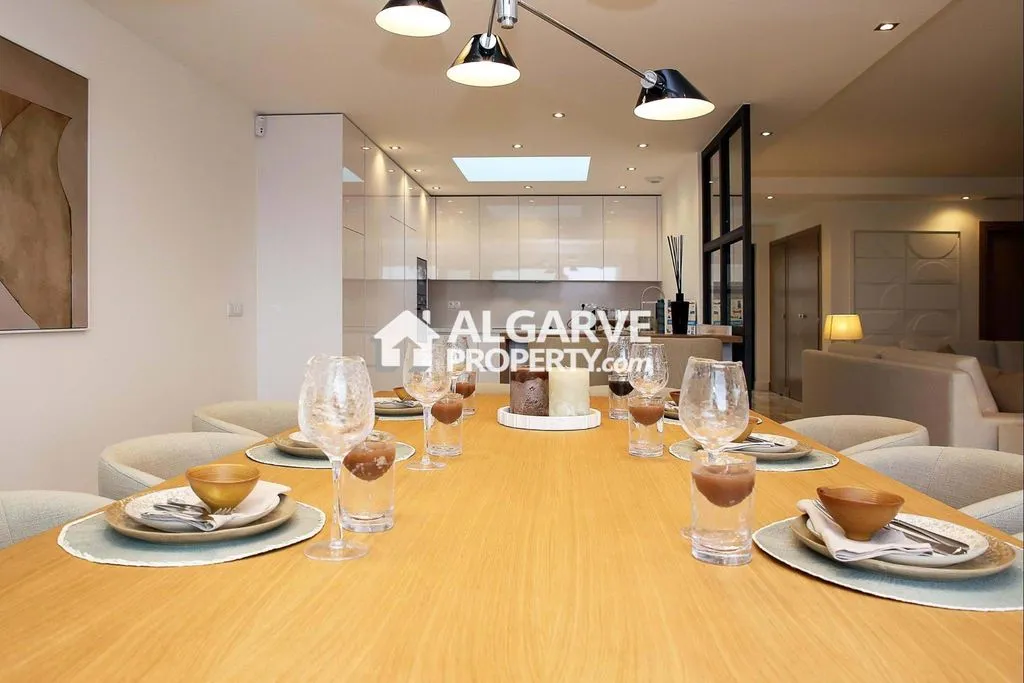 Salle à manger - Luxury Villa with Pool in Faro, Portugal