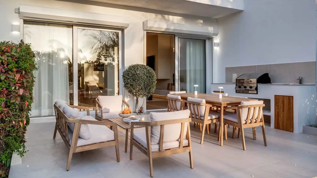Terrass - Adosado with Private Pool in Nueva Andalucía