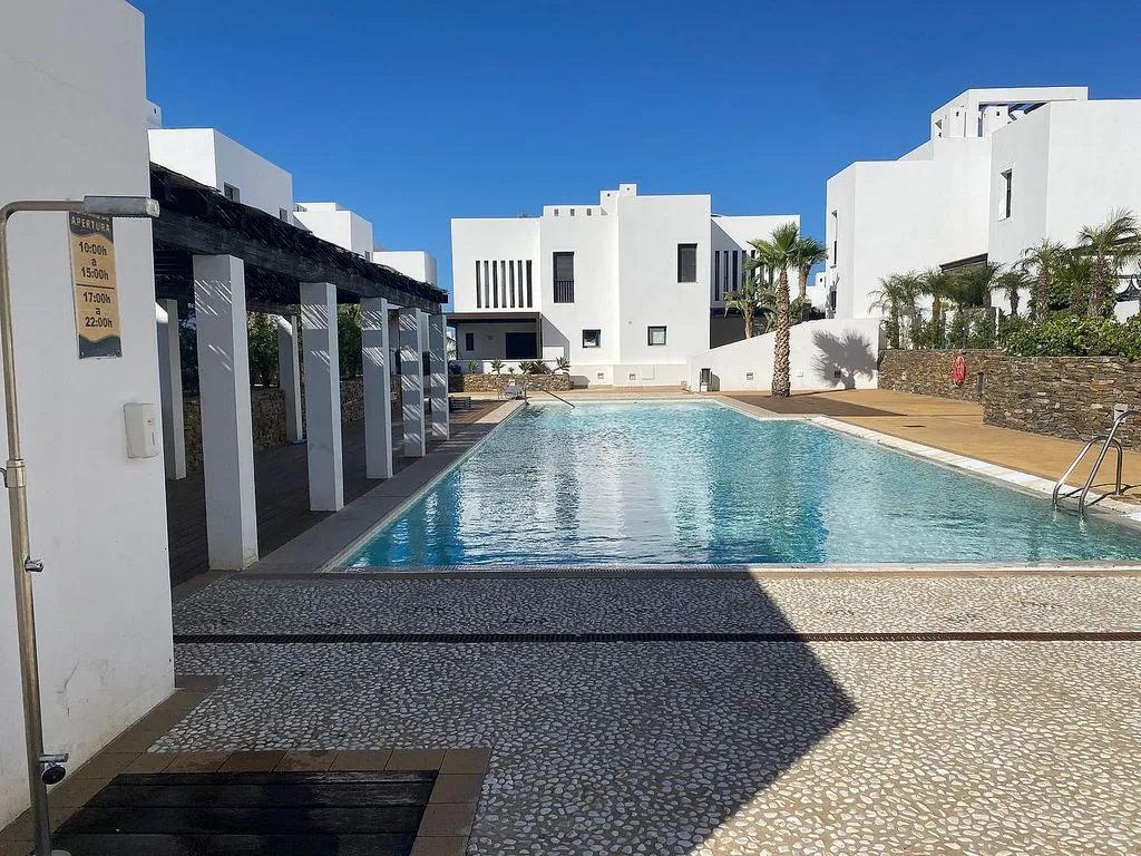 Pool - Semi-detached House with Pool in Macenas