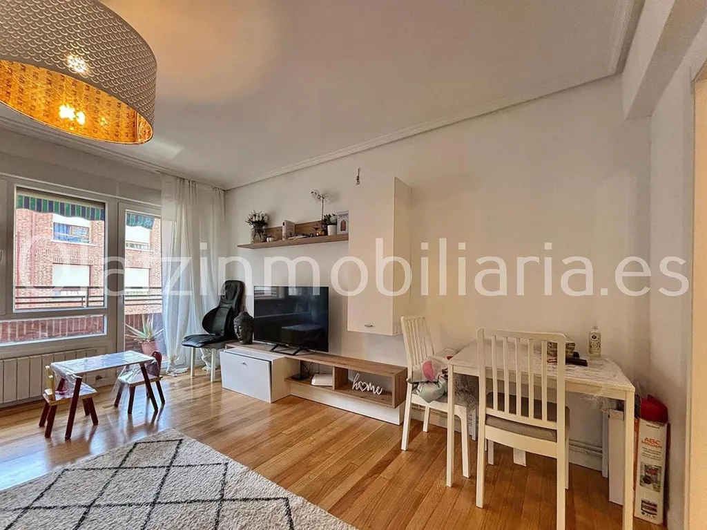 Living Room - Bright Apartment with Terrace in Zalla Centre