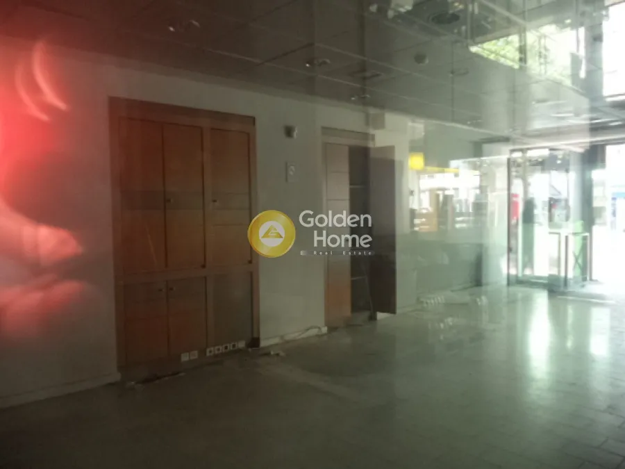 Esik - Commercial Space with High Visibility in Syntagma