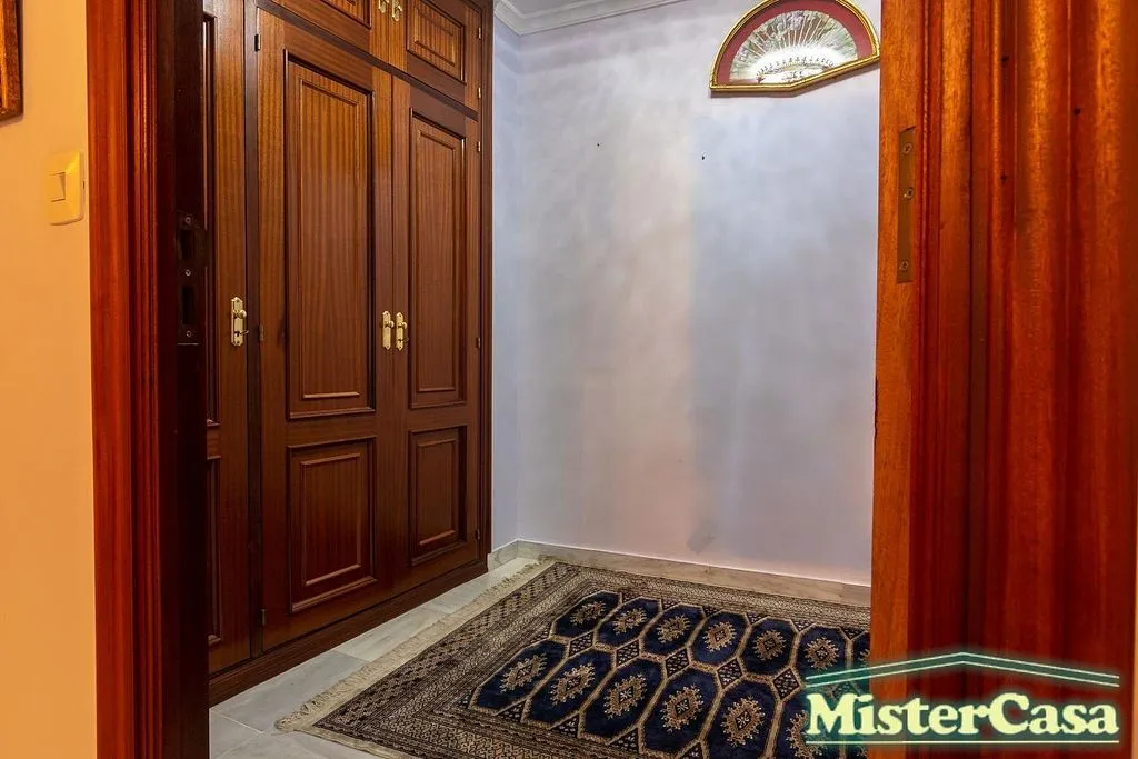 hallway_entrance