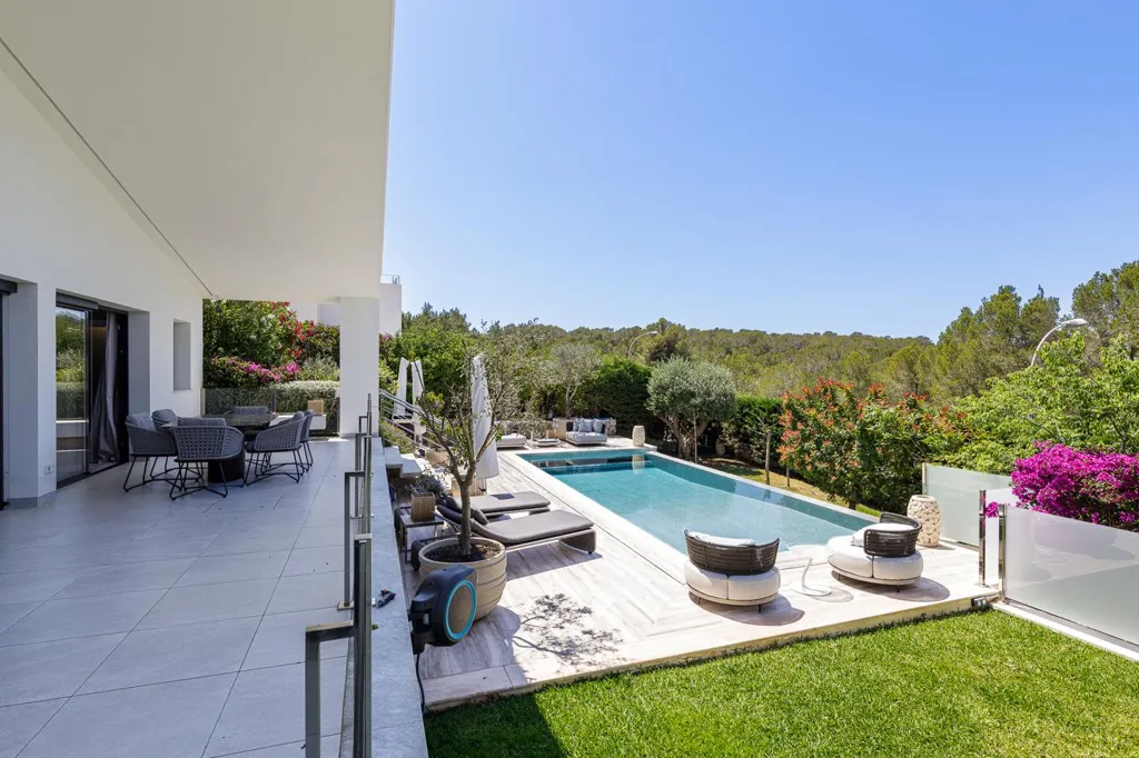 Piscine - Contemporary Villa with Pool in Calvià