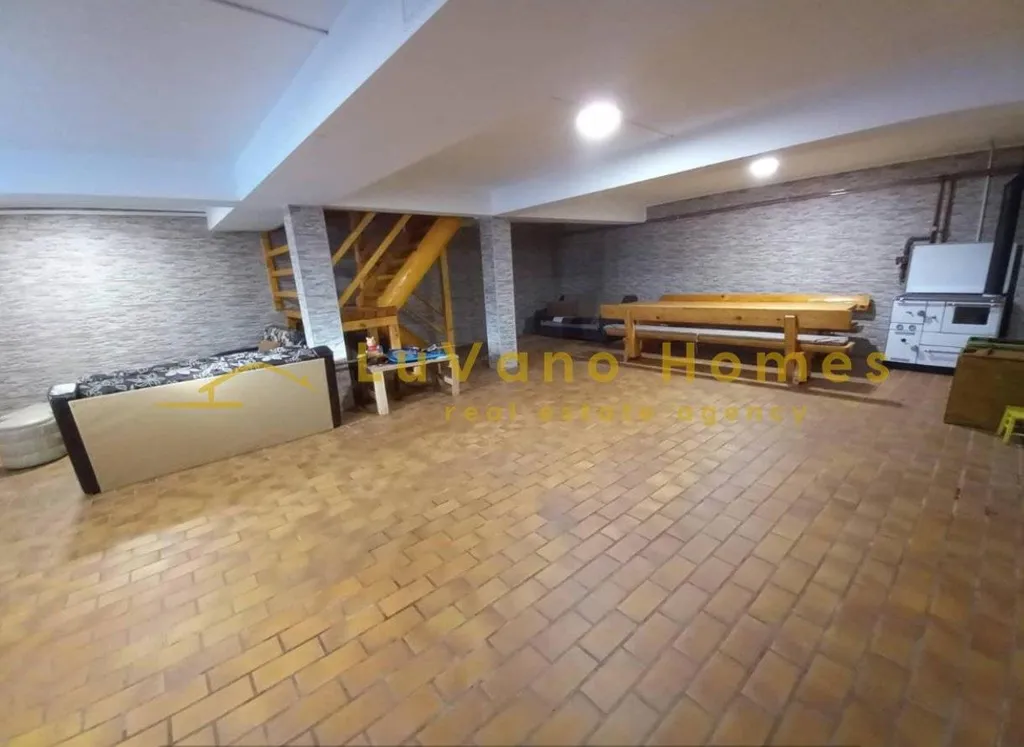 Garage - Self-Contained House with Pool in Kuterevo, Otočac