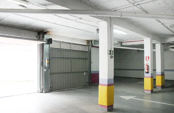 Garage - Garage in Ciudad Universitaria, Madrid