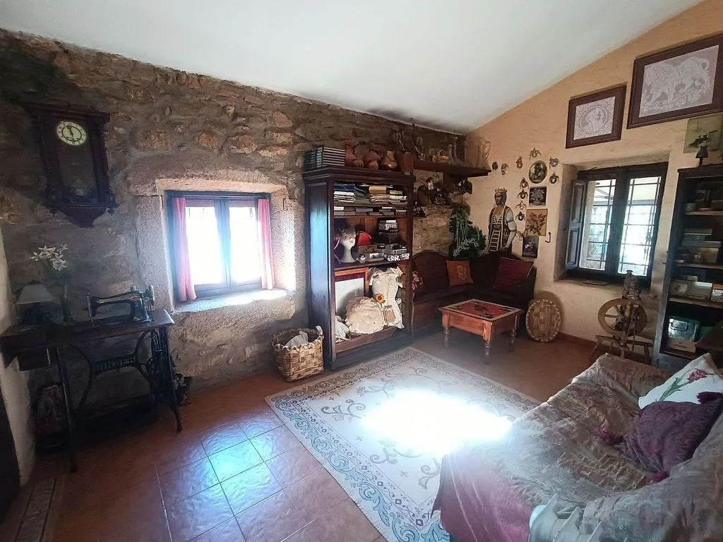 Salón - Historic Chalet with Piscina in Sierra De Gata