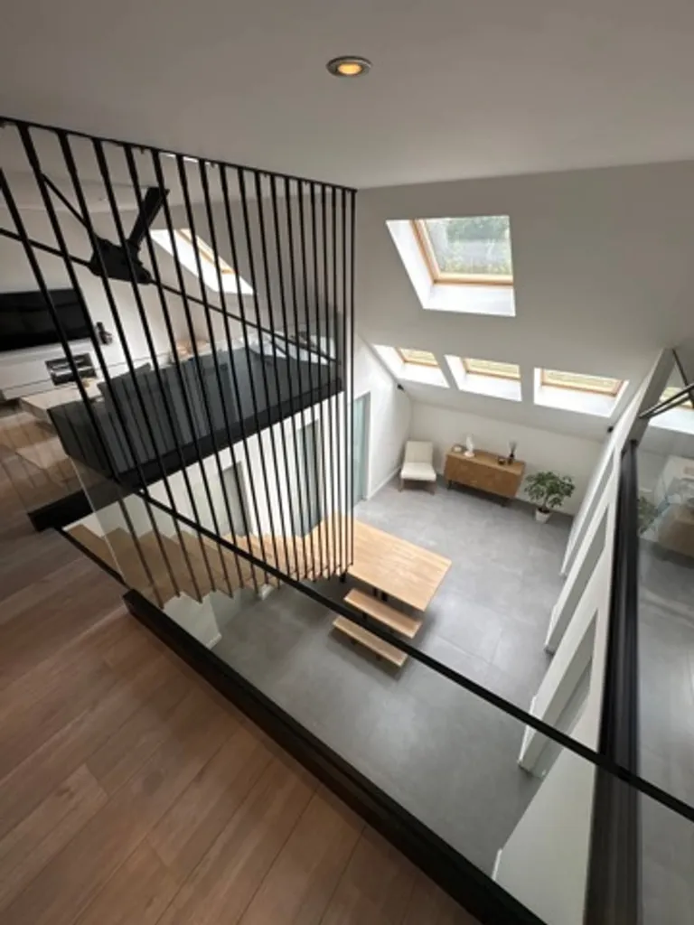 Pièces - Duplex Lumineux avec Cave et Parking à Nice