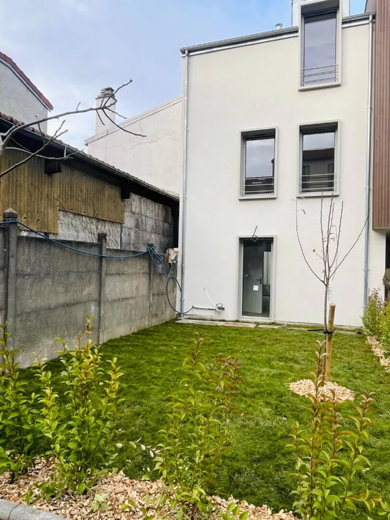Jardin - Maison Neuve avec Balcon à Montreuil