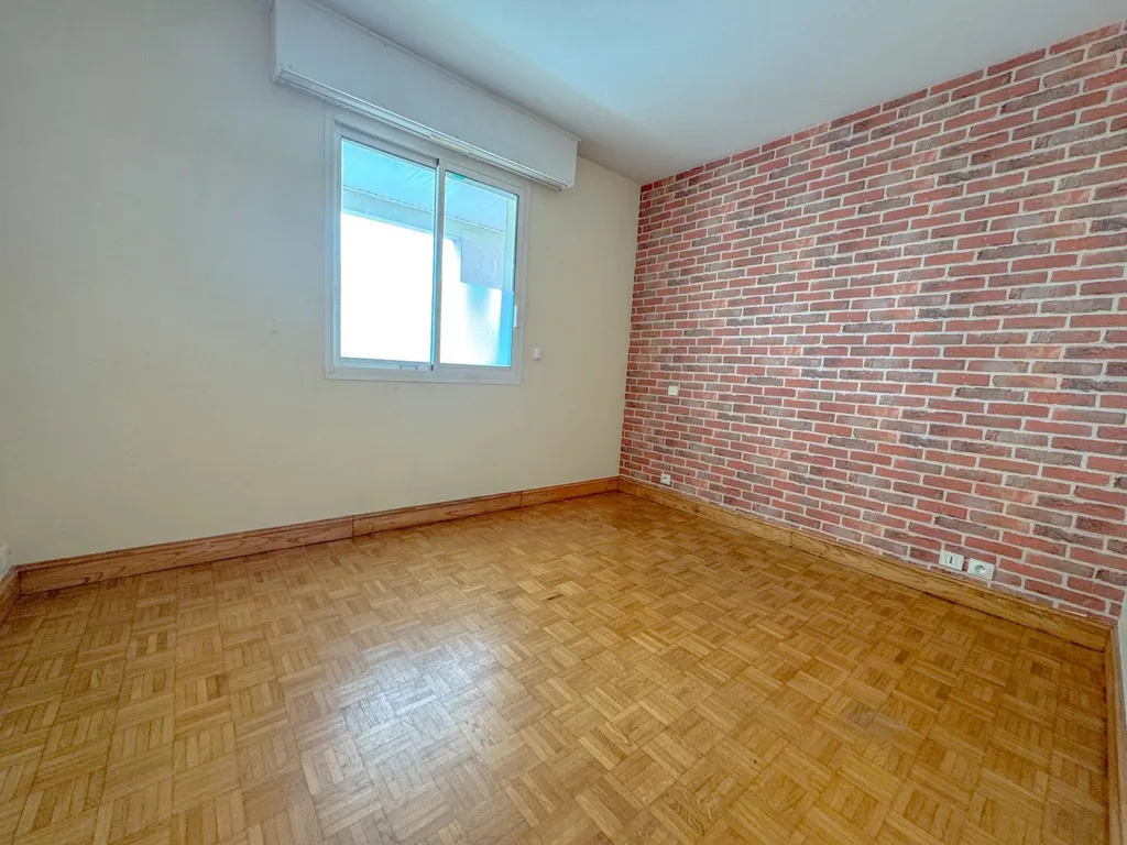 Toad - Apartment with 100m² Terrace in Arènes Quarter