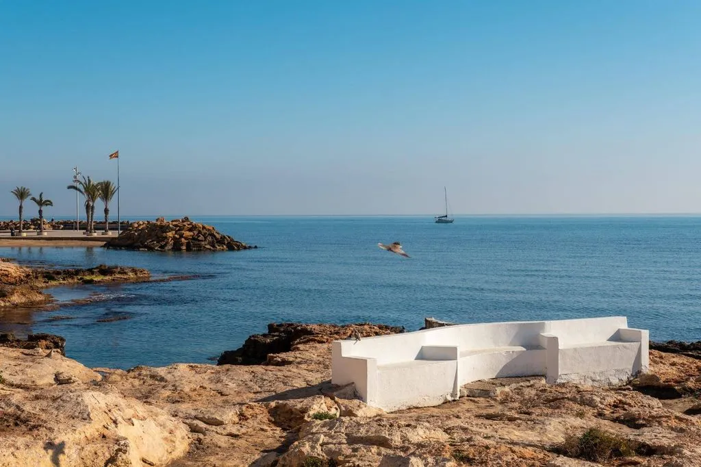 Detached Villa with Pool in Zeniamar, Orihuela Costa