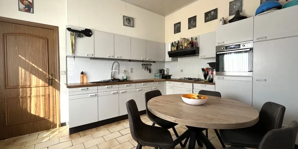Cuisine - Vaste Hoekwoning avec Terrasse et Jardin à Passendale