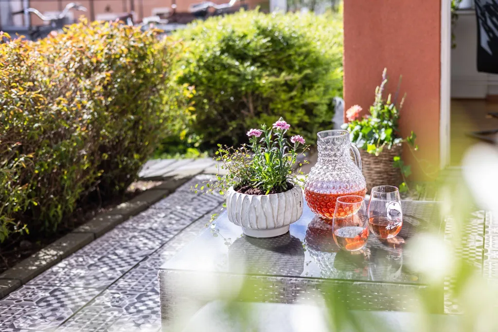 Terrasse - Modern Flat with Private Terrace in Kalmar
