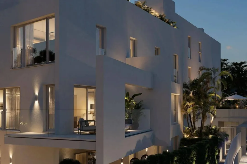 Välivaade - Modern Flat with Pool in Torremolinos