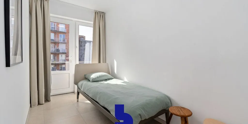 Magamistoad - Renovated Apartment with Sea View in Ostend