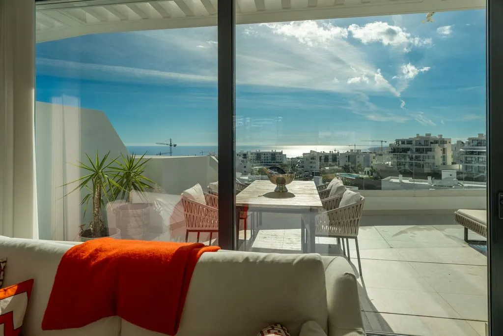 Terrass - Luxury Penthouse with Sea Views in Fuengirola