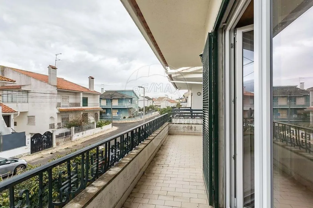 balcony