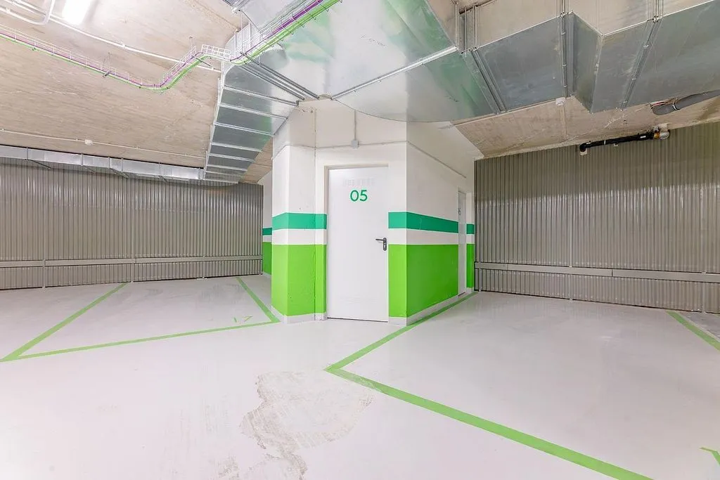 Garage - Apartment with East-Facing Terrace in L'Eixample