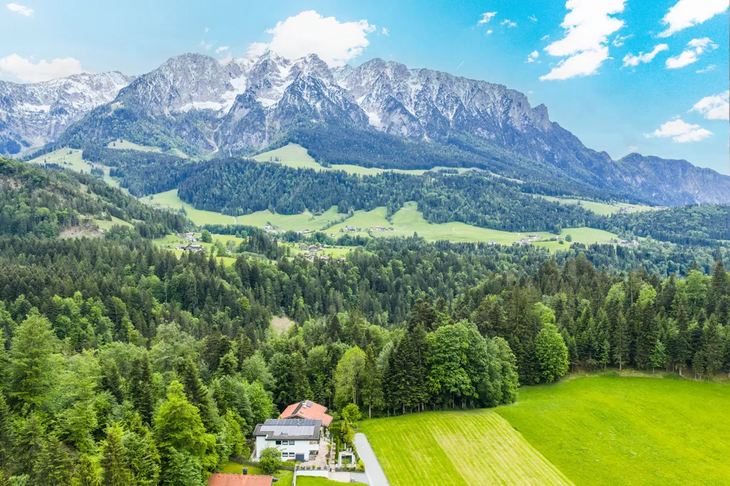 Chalet with Private Pool in Rettenschöss