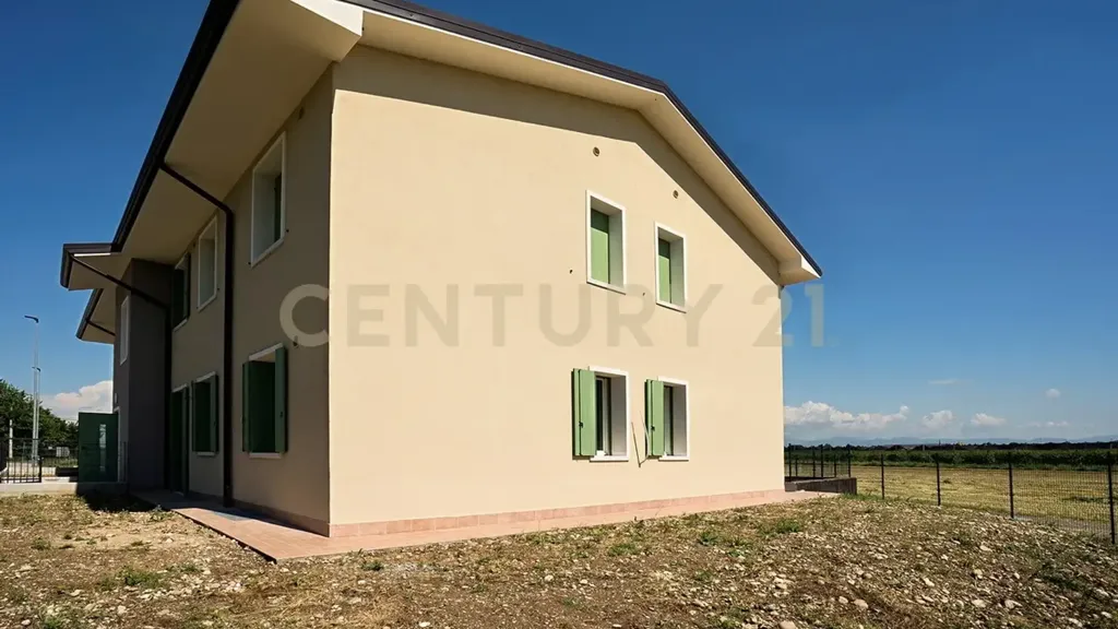 Exterior - New Ground-Floor Flat with Garden in Zevio