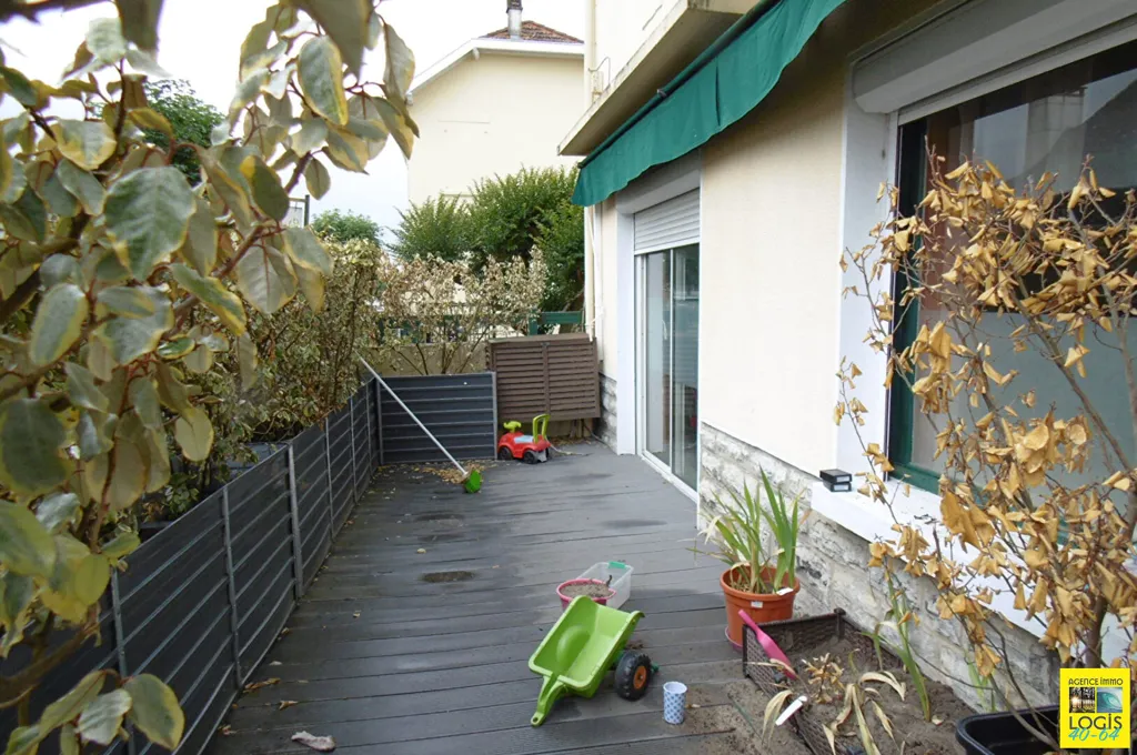 Jardin - Maison Rénovée avec Jardin à Puyoo