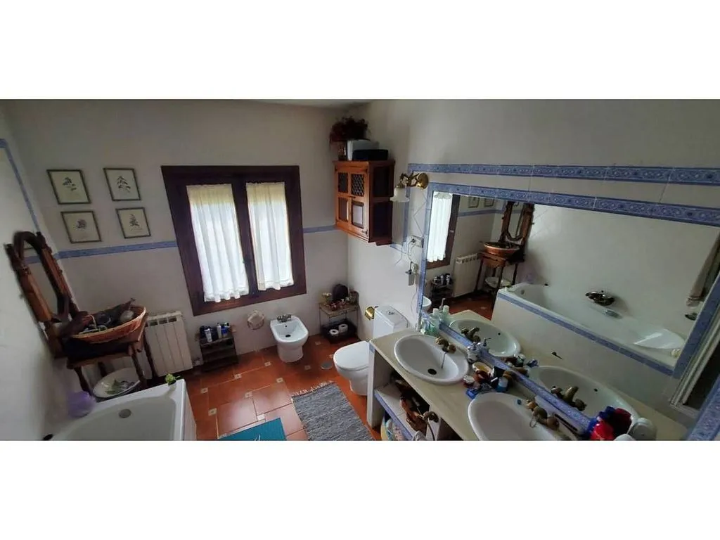 Salles de bain - Rustic House with Large Garden in Camarenilla