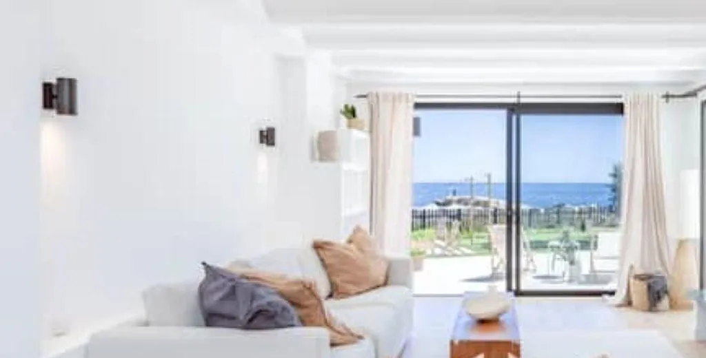 Séjour - Seaside Villa with Private Beach in Estepona