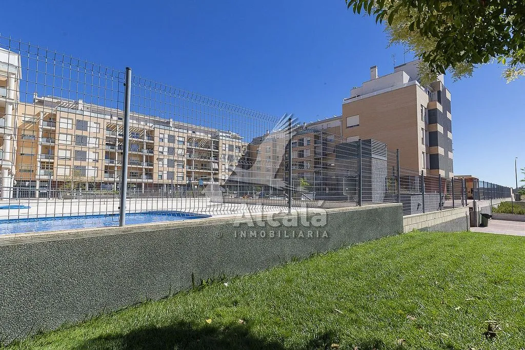 Aed - Apartment with Pool in El Olivar, Alcalá de Henares