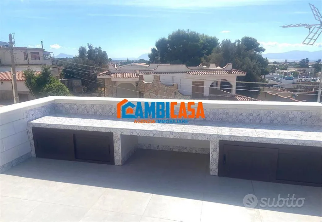 Terrasse - Refurbished 3-Bed Flat with Terrace in Cinisi
