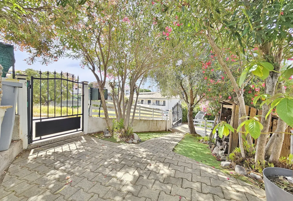 Esterno - Duplex Villa with Sea View near Ajaccio