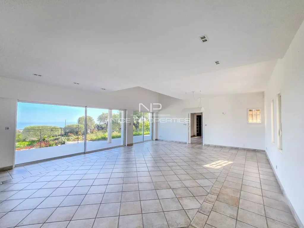 Séjour - Villa avec Vue Montagne et Piscine à Giraud