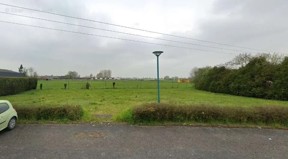 Garden - Plot with Open View in Écaillon