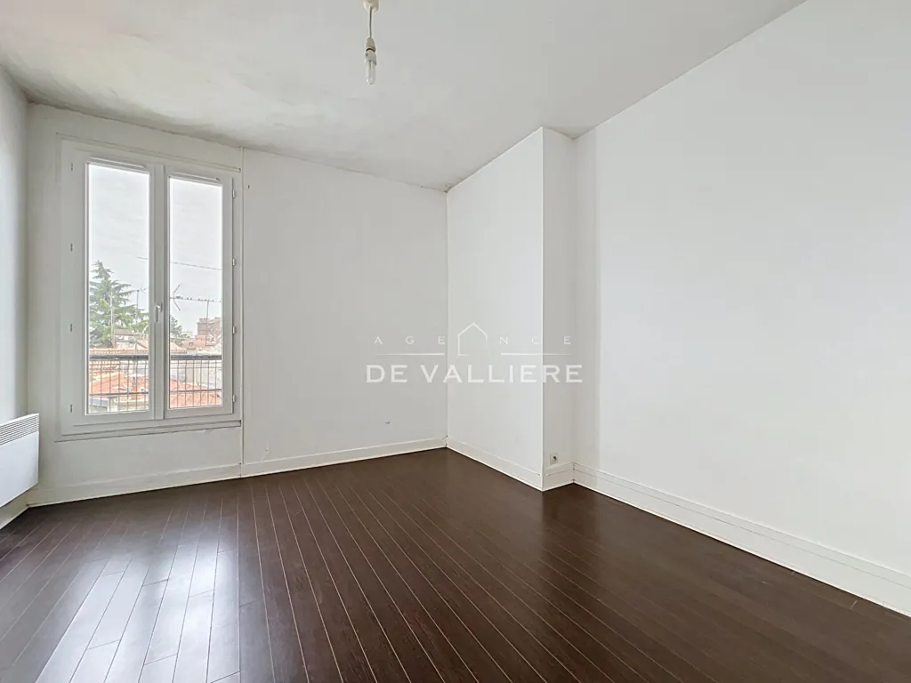 Toad - Flat with Balcony in Nanterre Centre