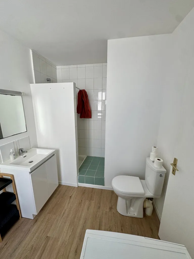 Vannitoad - Refurbished Flat Near Beach in Les Sables