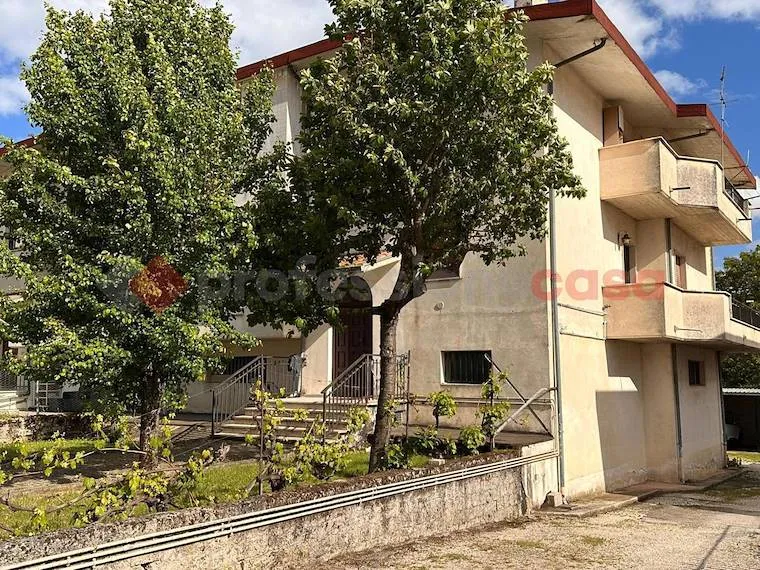 Esterno - Bright Apartment with Panoramic Terrace in Avezzano