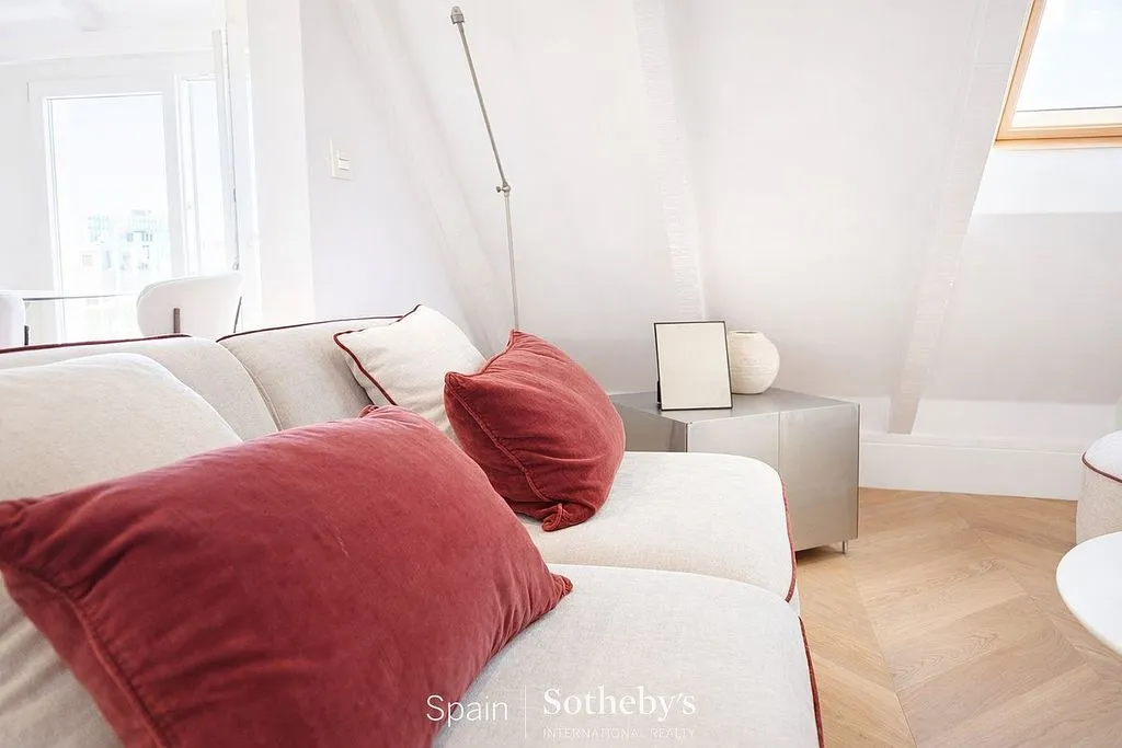Living Room - Contemporary Flat with Terrace in Salamanca