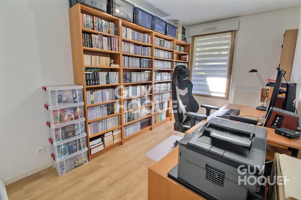 Kabinet - Apartment with Balcony-Terrace in Chaville Centre