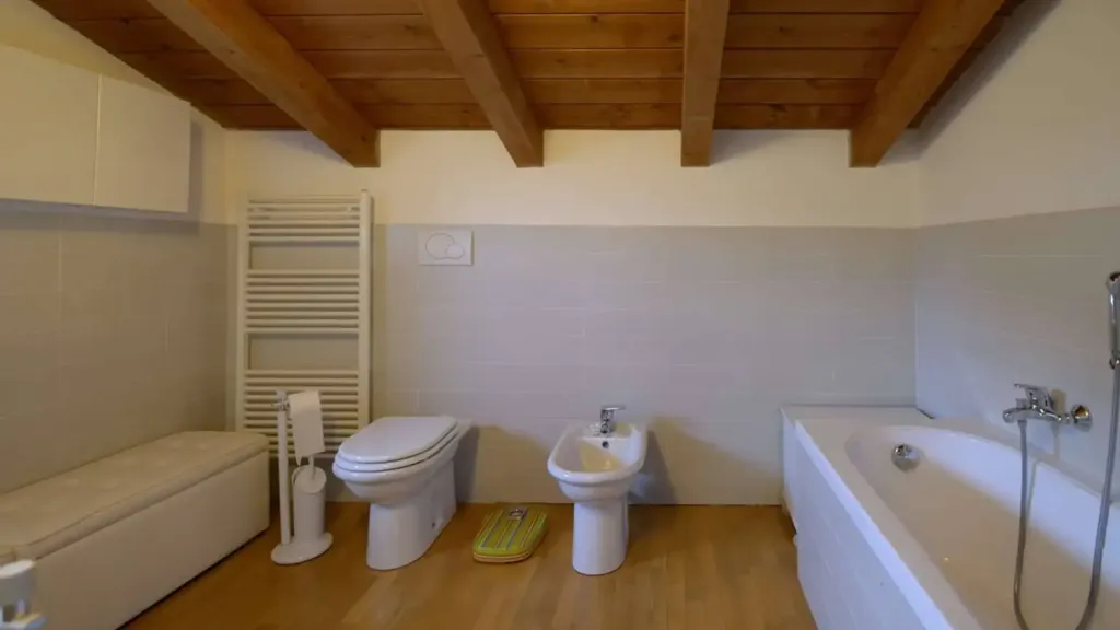 Salles de bain - Villa with Garden in Rivergaro