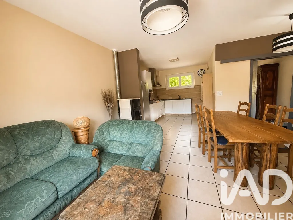 Salle à manger - Maison de Ville avec Terrasse à Wisembach