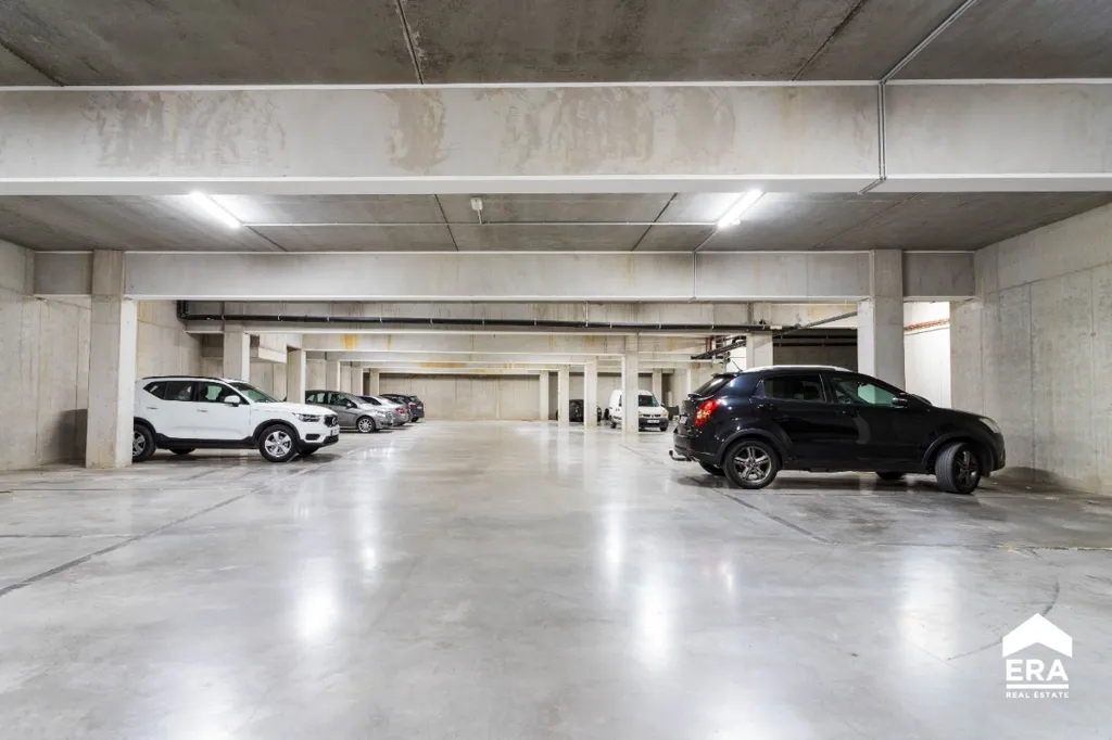 Garage - Parking Space in Centre Roeselare