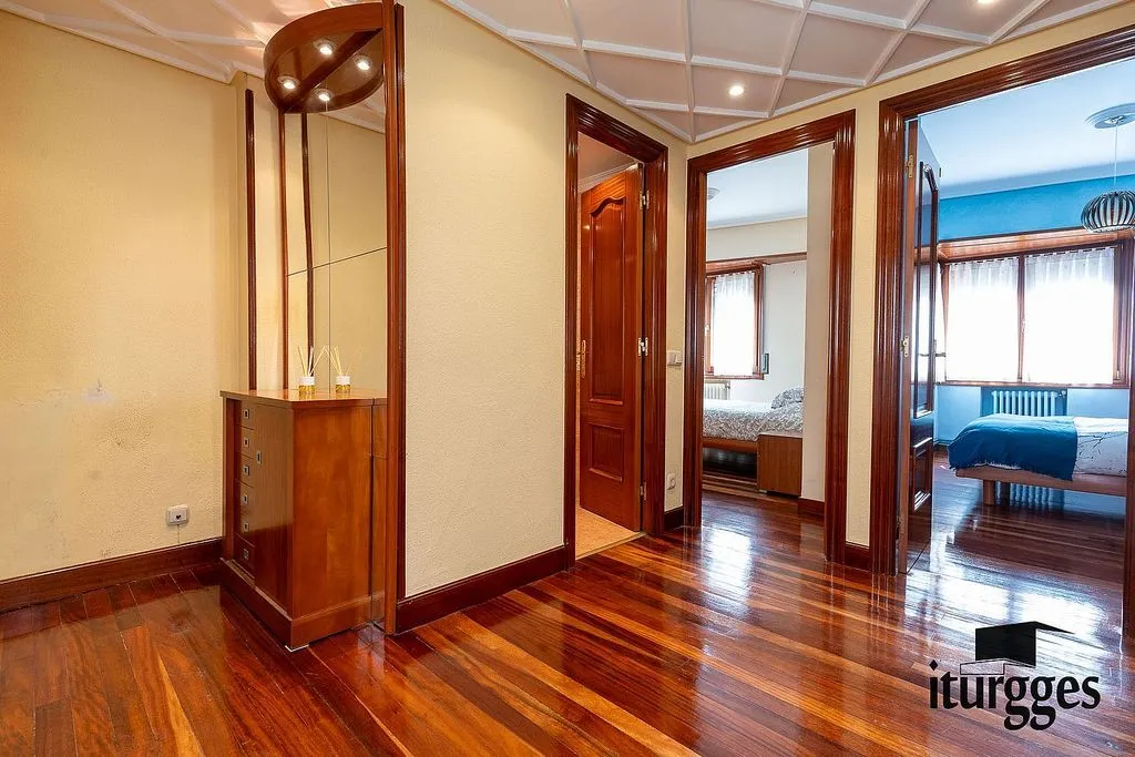 hallway_entrance