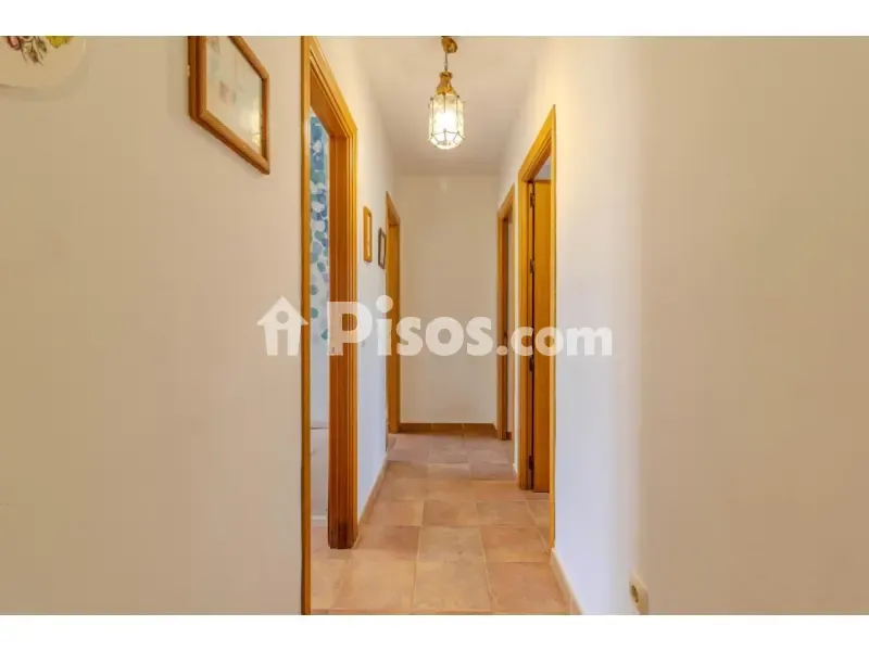 Esik - Chalet with Golf View in Cabanillas del Campo