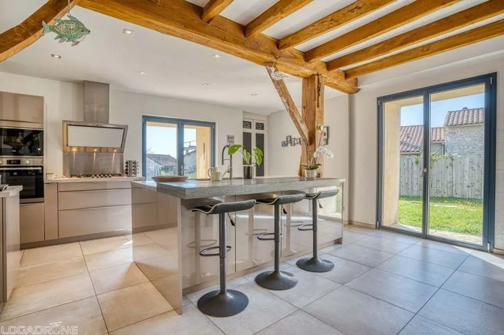 Cucina - Renovated Stone Farmhouse with Pool in Saint-Perdoux