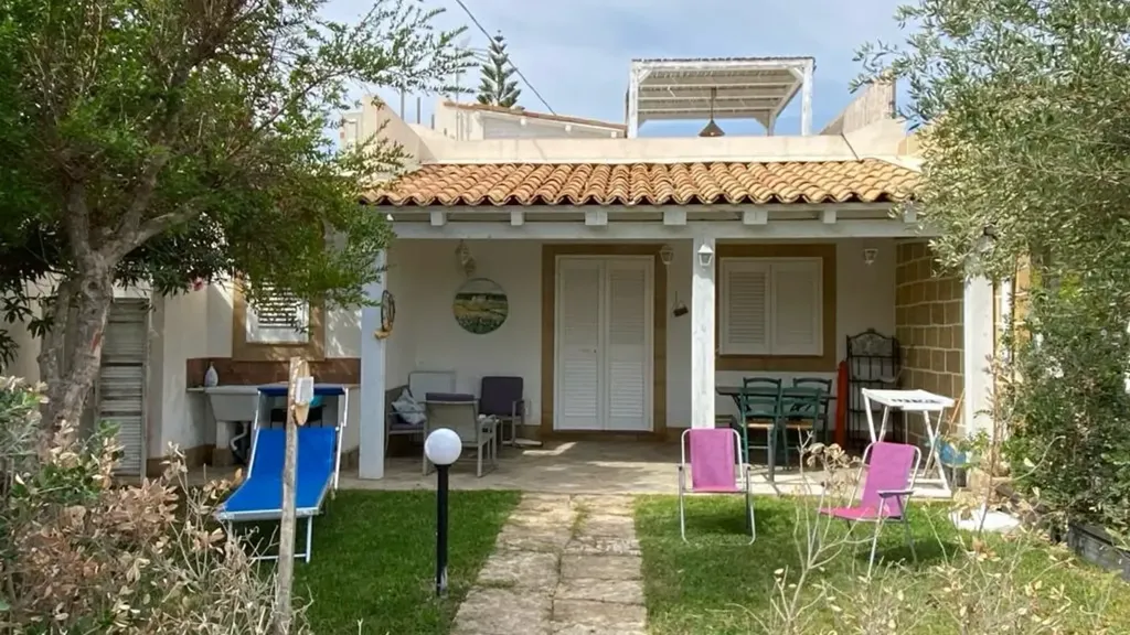 Terrass - Villa with Sea View and Private Beach in Avola