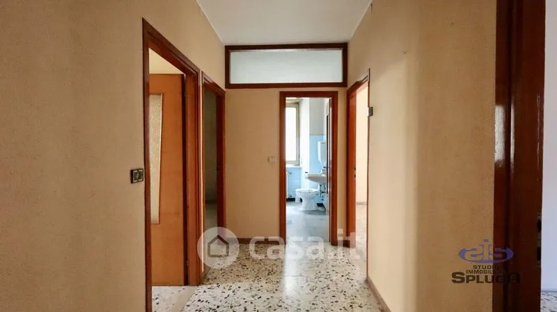 Entrée - Four-Bedroom Apartment in Talamona Centre